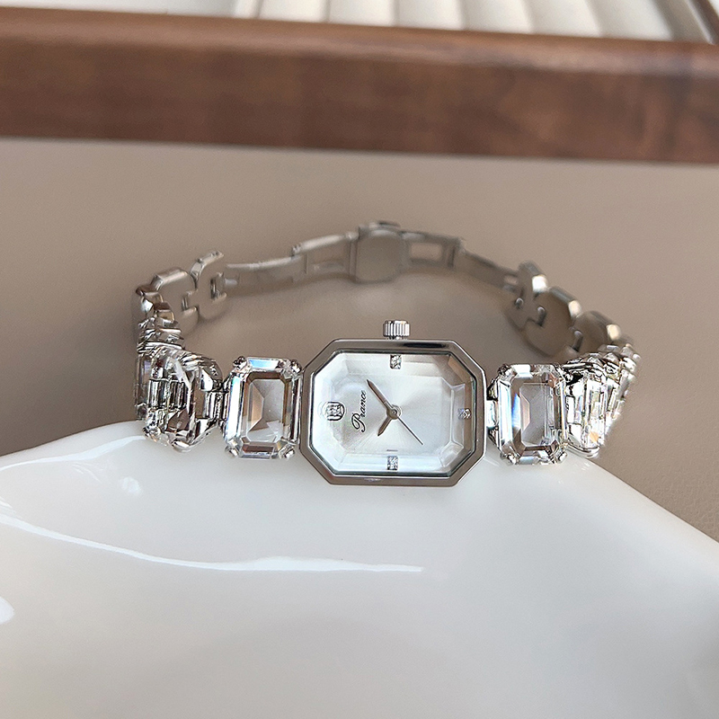 UTHAI femmes montres pour fill - Luxury Watch White avis et prix
