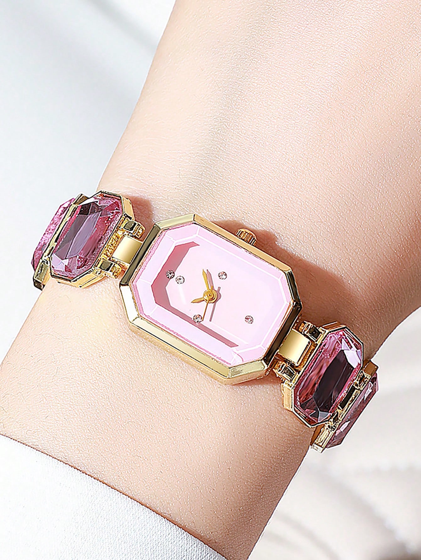 Montre carrée de luxe en acier - Luxury Watch Diamond avis et prix